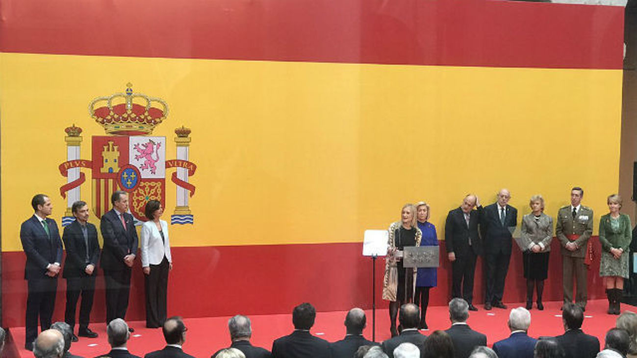 Cifuentes y Dancausa presiden los actos de la Constitución