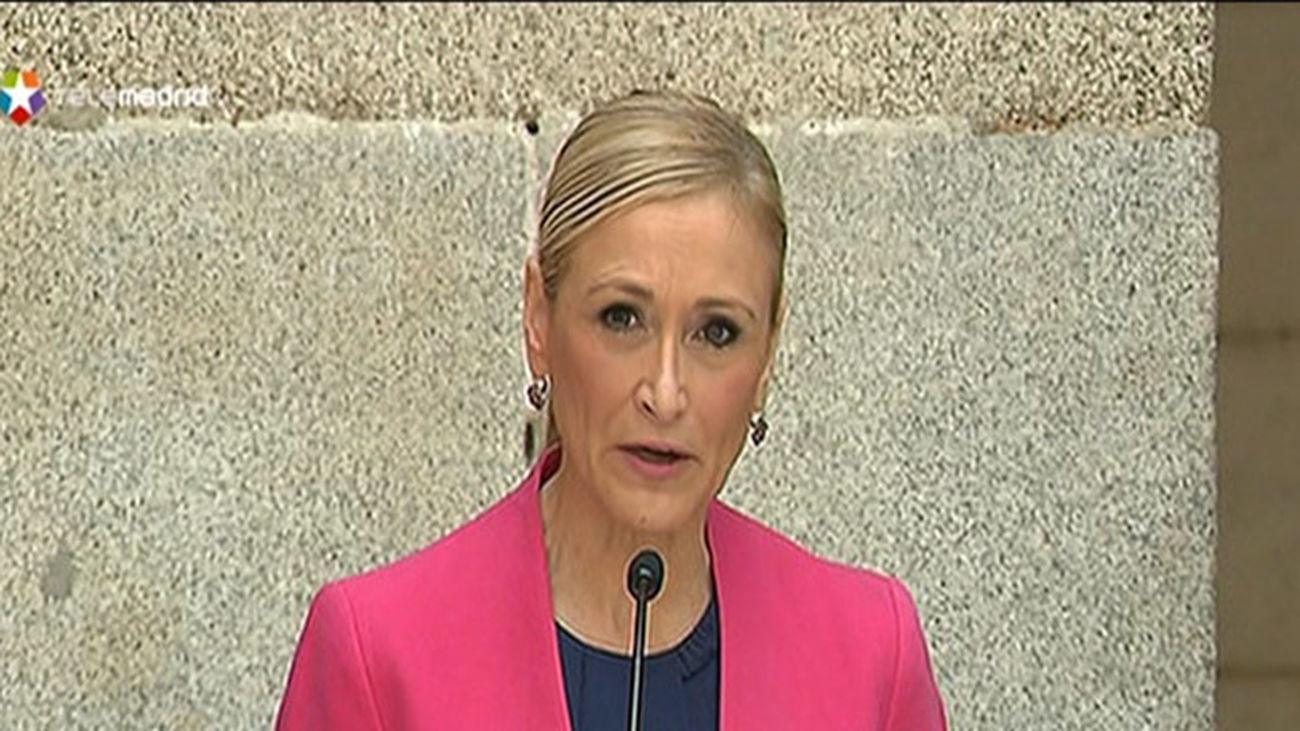 Cifuentes estudia la rebaja de un punto del IRPF