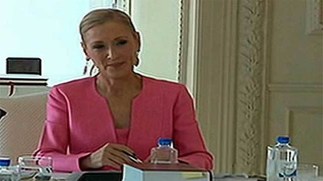 Cifuentes pide que se mejore la financiación para las Autonomías y en especial para Madrid