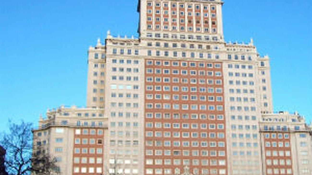 La Comunidad liga la salida de Wanda a la "inseguridad" que genera Podemos