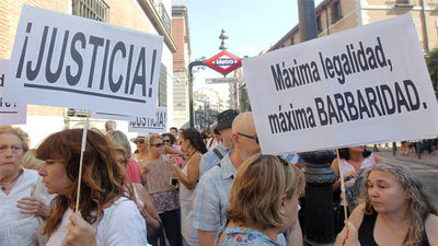 Concentración frente al Ministerio de Justicia en apoyo a Juana Rivas