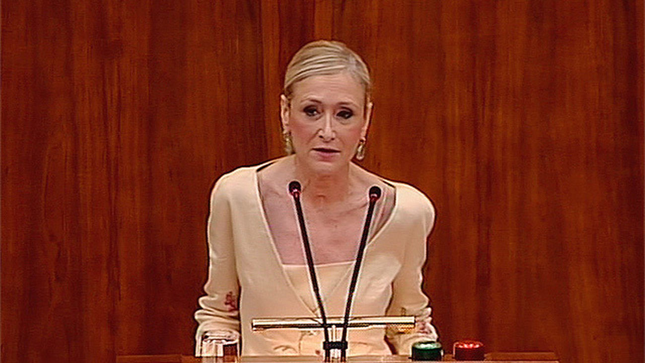 Cristina Cifuentes será investida hoy presidenta de Madrid en la segunda jornada del debate de investidura con los votos de PP