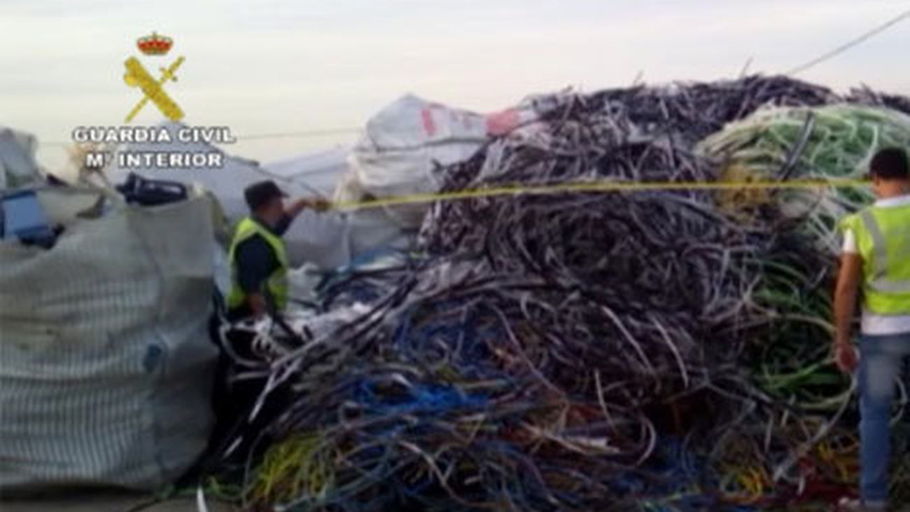 Desmantelada banda especializada en asaltar empresas para robar cable de cobre.