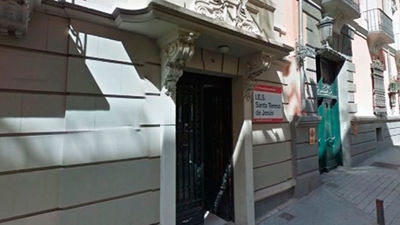 Detenida una profesora acusada de delitos de odio a sus alumnos