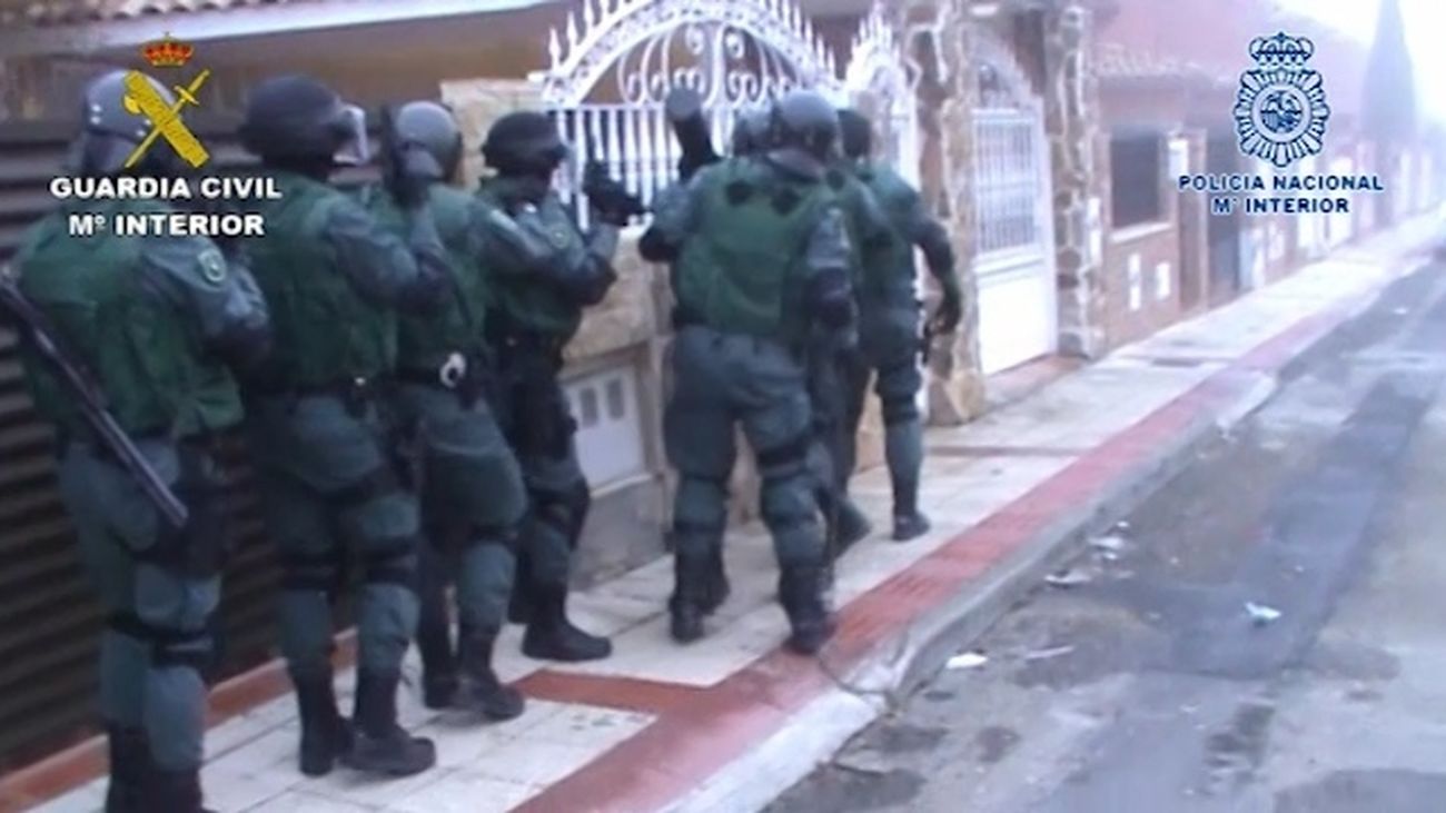 Detenidas 38 personas de una red que saqueaba camiones