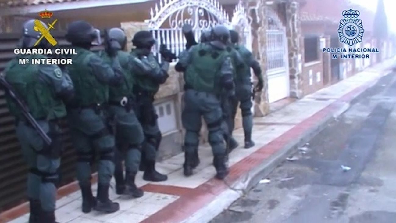 Detenidas 38 personas de una red que saqueaba camiones