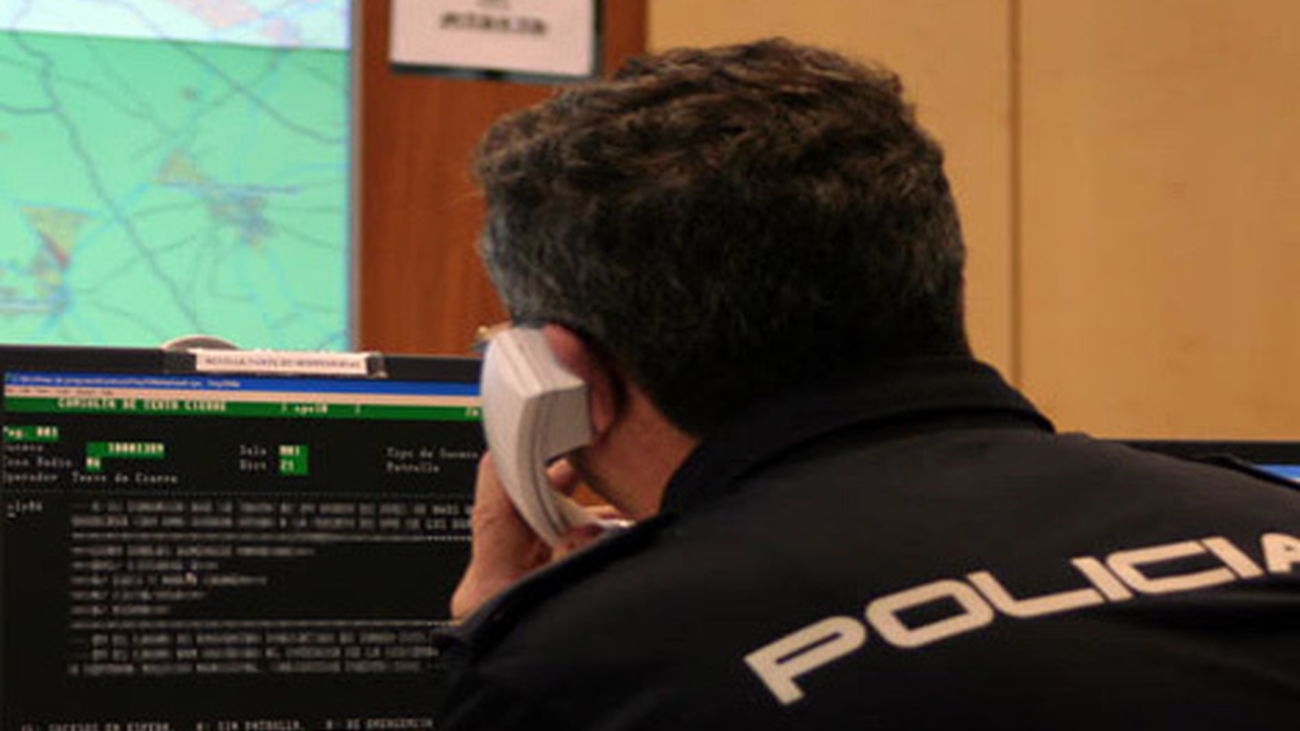 Detenido un joven por alertar al 112 y 091 de falsos robos en tiendas durante ocho meses