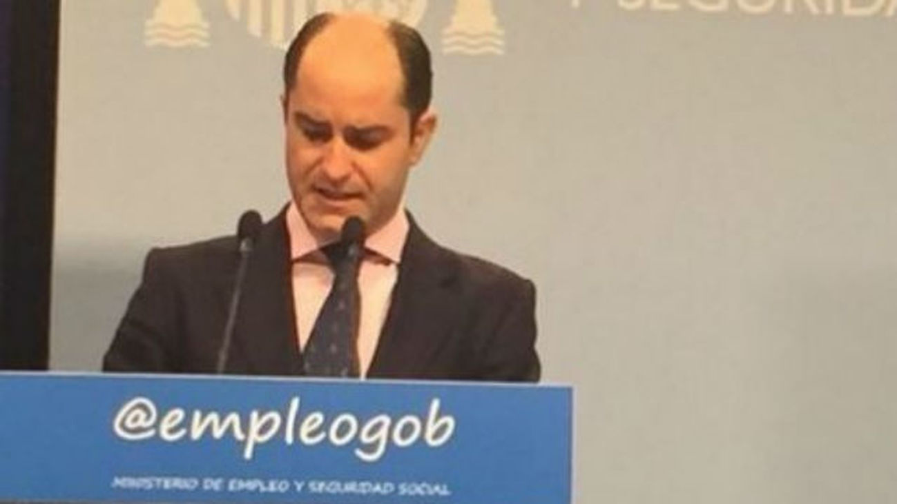 El secretario de Estado de Empleo, Juan Pablo Riesgo, asegura que los datos del paro serían mejores sin incertidumbre política