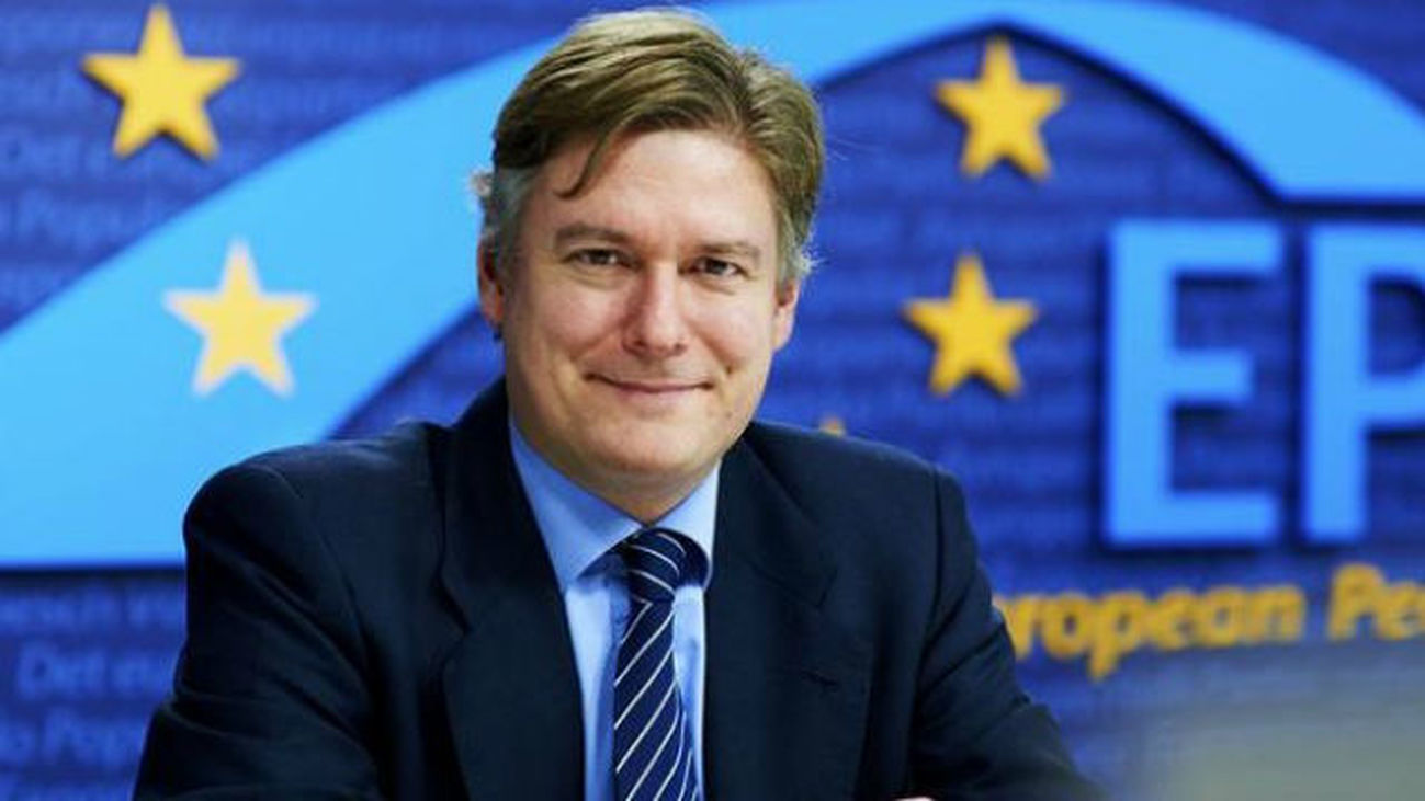 Entrevista a Antonio López Istúriz, Secretario General PP Europeo