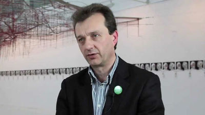 Entrevista a José Luis Pazos, presidente de la Federación de Asociaciones de Madres y Padres de Alumnos 'Giner de los Rios'