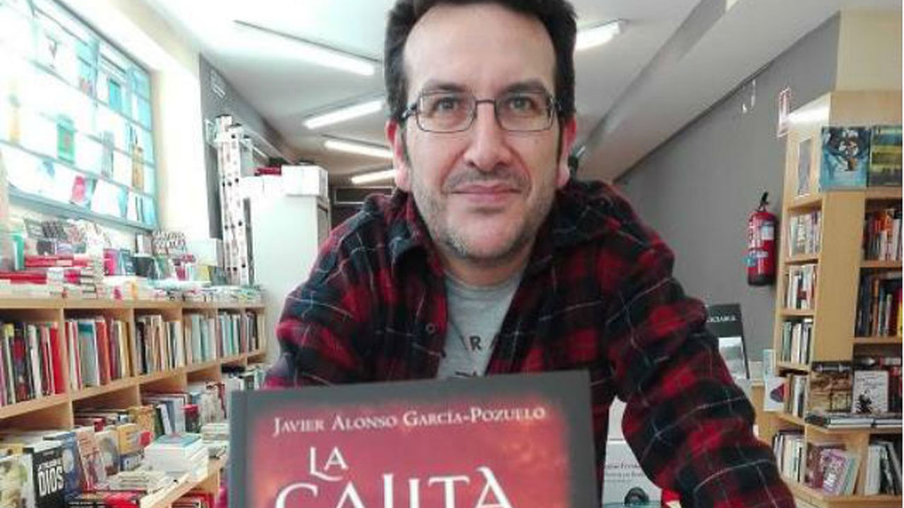 Entrevista a Javier Alonso Garcia-Pozuelo, autor de 'La cajita de rapé'