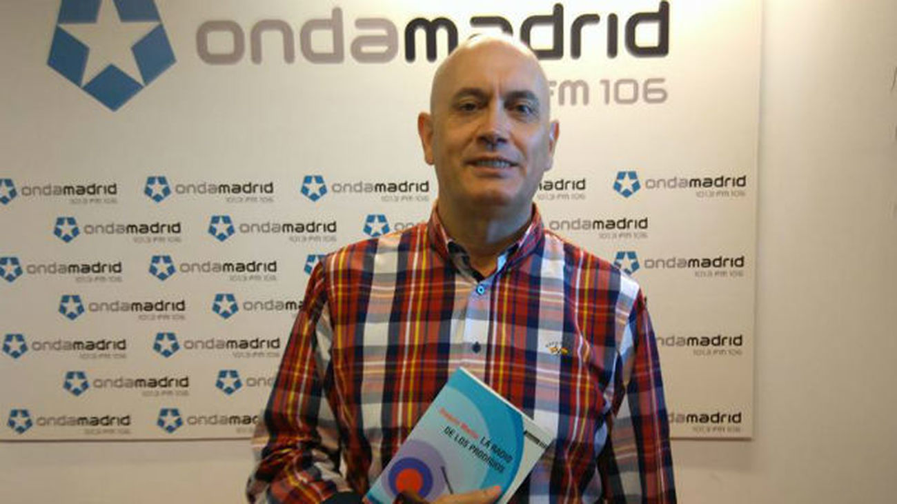 Entrevista a Joaquín Martín, autor de 'La radio de los Prodigios'