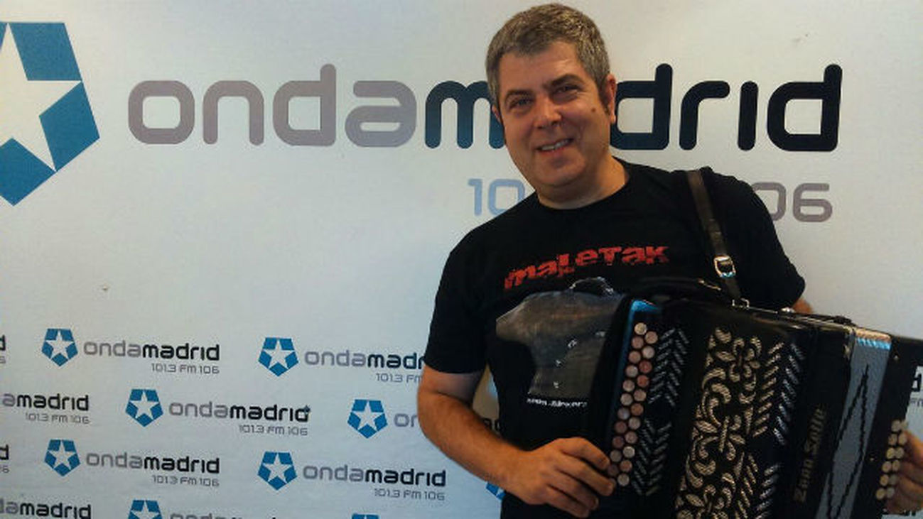 Entrevista a Kepa Junkera, que nos presenta su ultimo trabajo, 'Maletak'