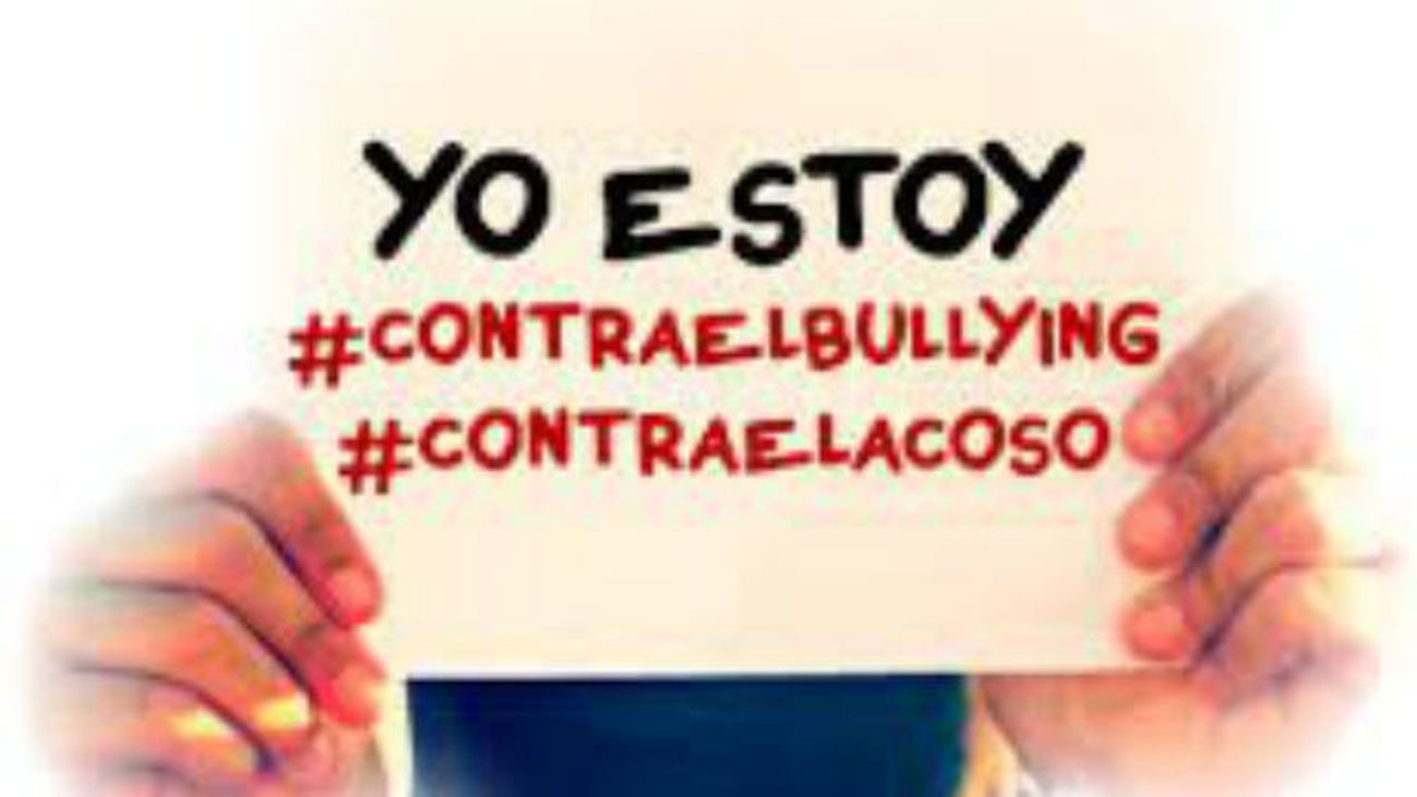 Entrevista a Raúl Narváez, psicólogo de la Guardia Civil que evitó por Twitter el suicidio de una chica víctima de acoso escola