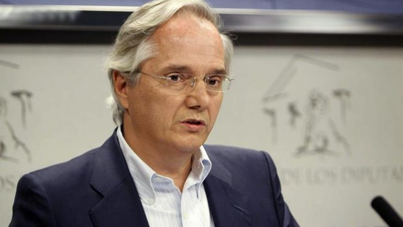 Entrevista a Pedro Gómez de la Serna, portavoz de la Comisión Constitucional
