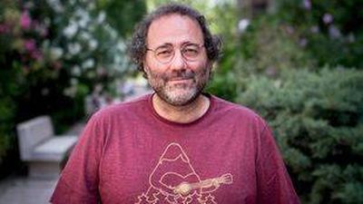 Entrevista a Enrique Villalobos, presidente de la Federación Regional de Asociaciones Vecinales de Madrid