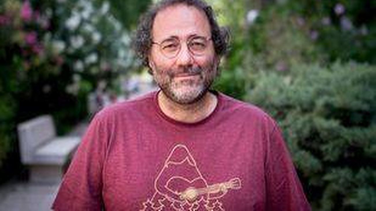 Entrevista a Enrique Villalobos, presidente de la Federación Regional de Asociaciones de Vecinos de Madrid