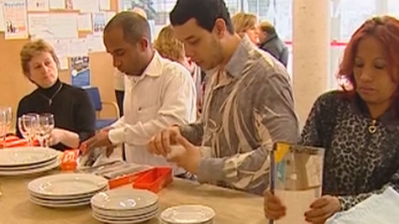 Exclusiva: Plan de Inmigración de la Comunidad para que los jóvenes inmigrantes no caigan en el yihadismo