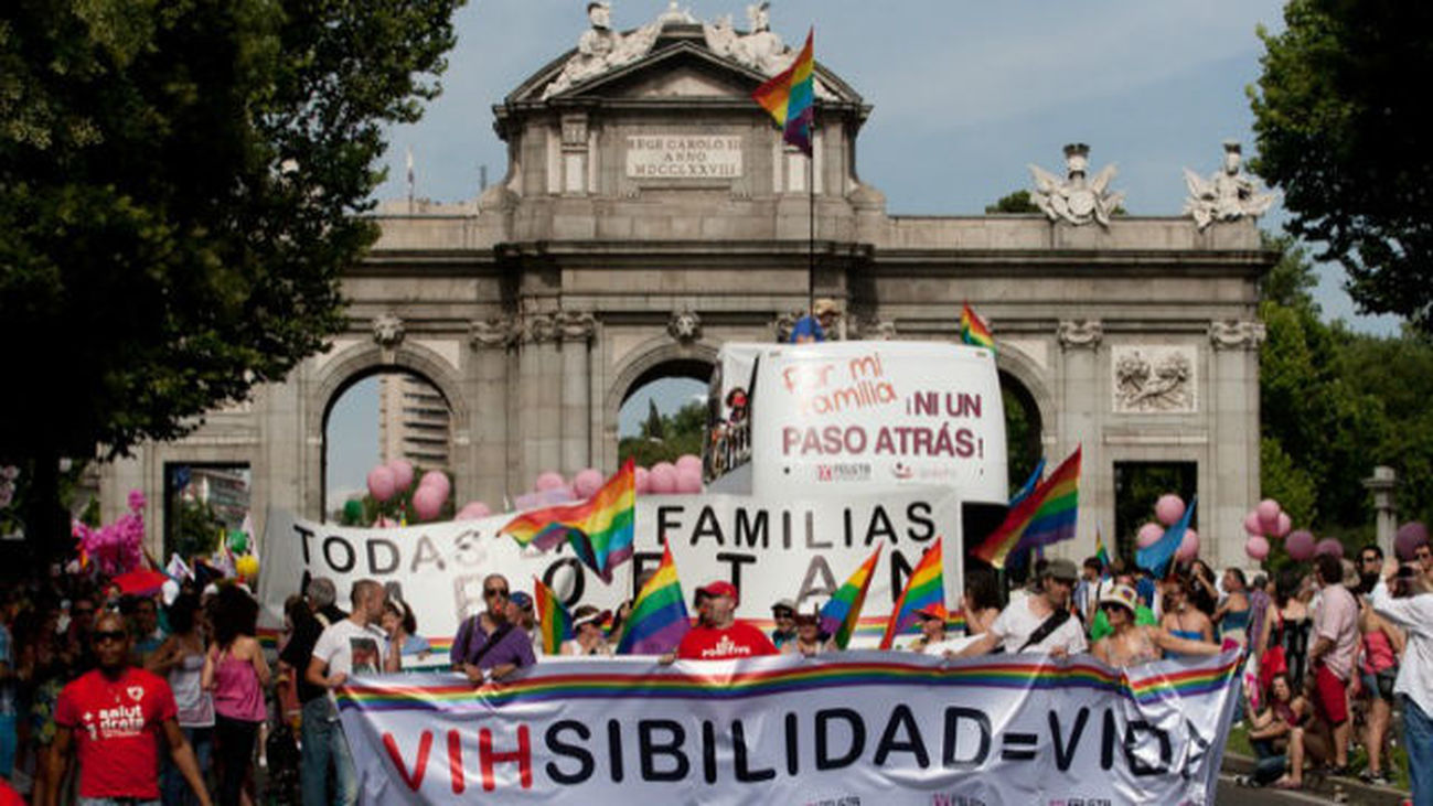 Éxito en la presentación de la exposición 'Subversivas. 40 años de activismo LGTB en España'