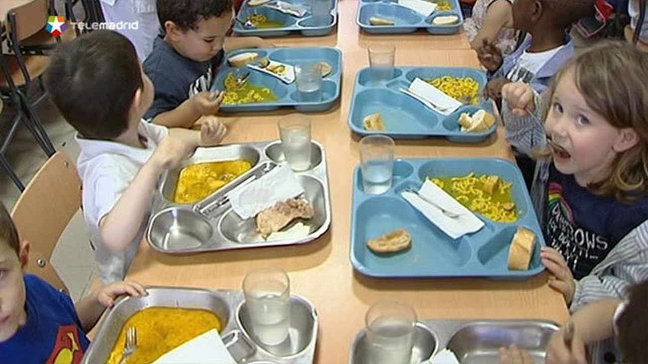 La FAPA Giner de los Ríos promueve una ILP para abrir los comedores escolares todos los días del año