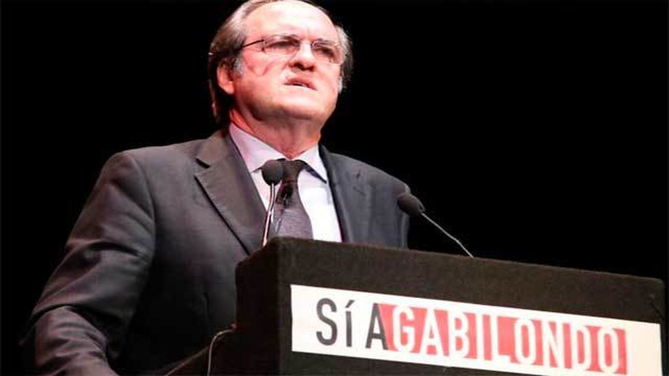 Gabilondo presenta 26 "soluciones justas" en un programa electoral "realista"