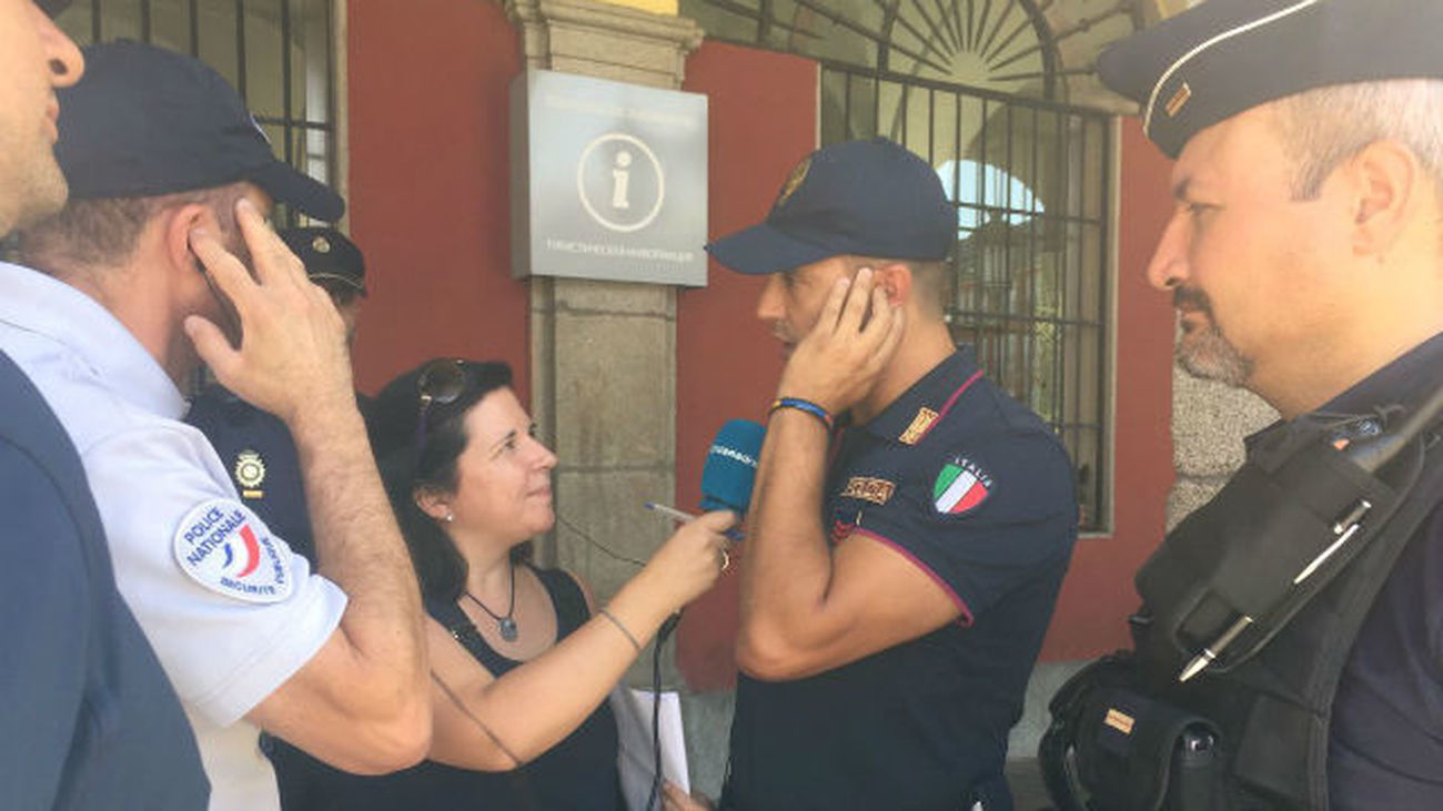 Hablamos con los policías franceses, italianos y españoles que patrullan juntos este verano en Madrid