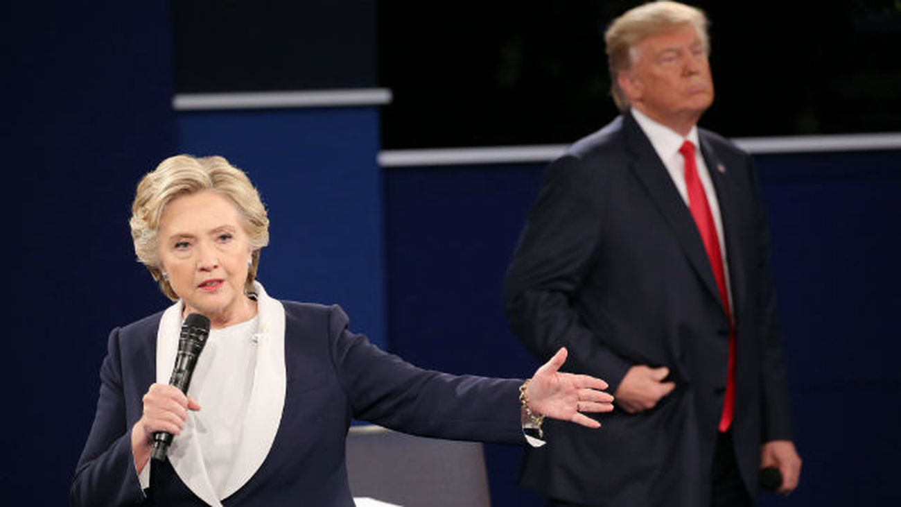 Hillary Clinton asegura que el Trump del vídeo es exactamente "quien Donald Trump es"