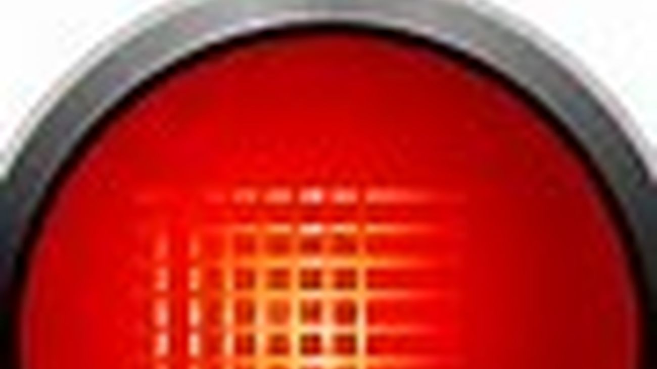 Hoy entran en funcionamiento los seis nuevos sistemas de control de semáforo rojo