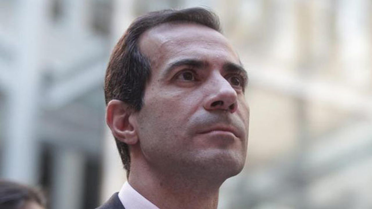 Los viceconsejeros Javier Hernández, y el de Educación, Manuel Pérez, sustituirán a Salvador Victoria y Lucía Figar