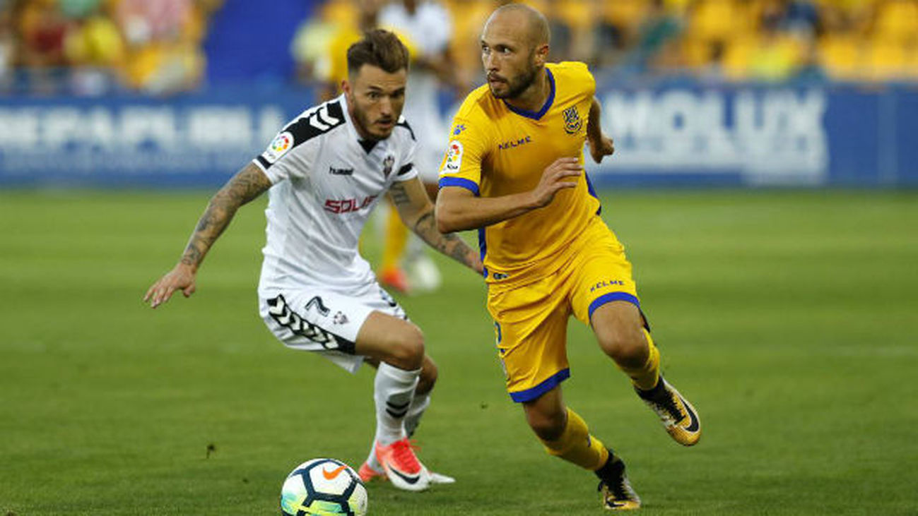 Laure: "En segunda hay que pelear cada partido como si fuera el último"