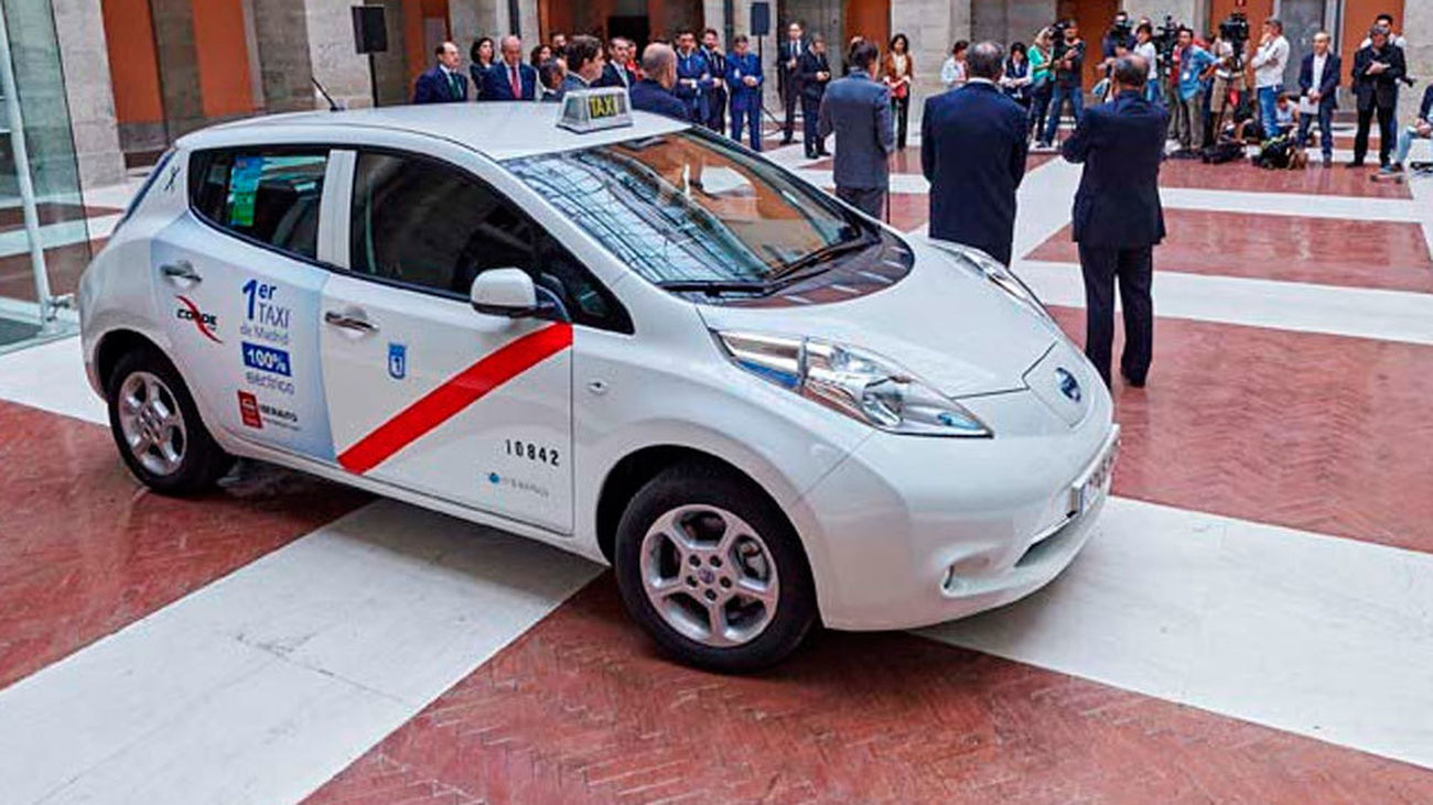 Madrid cuenta ya con 110 taxis eléctricos