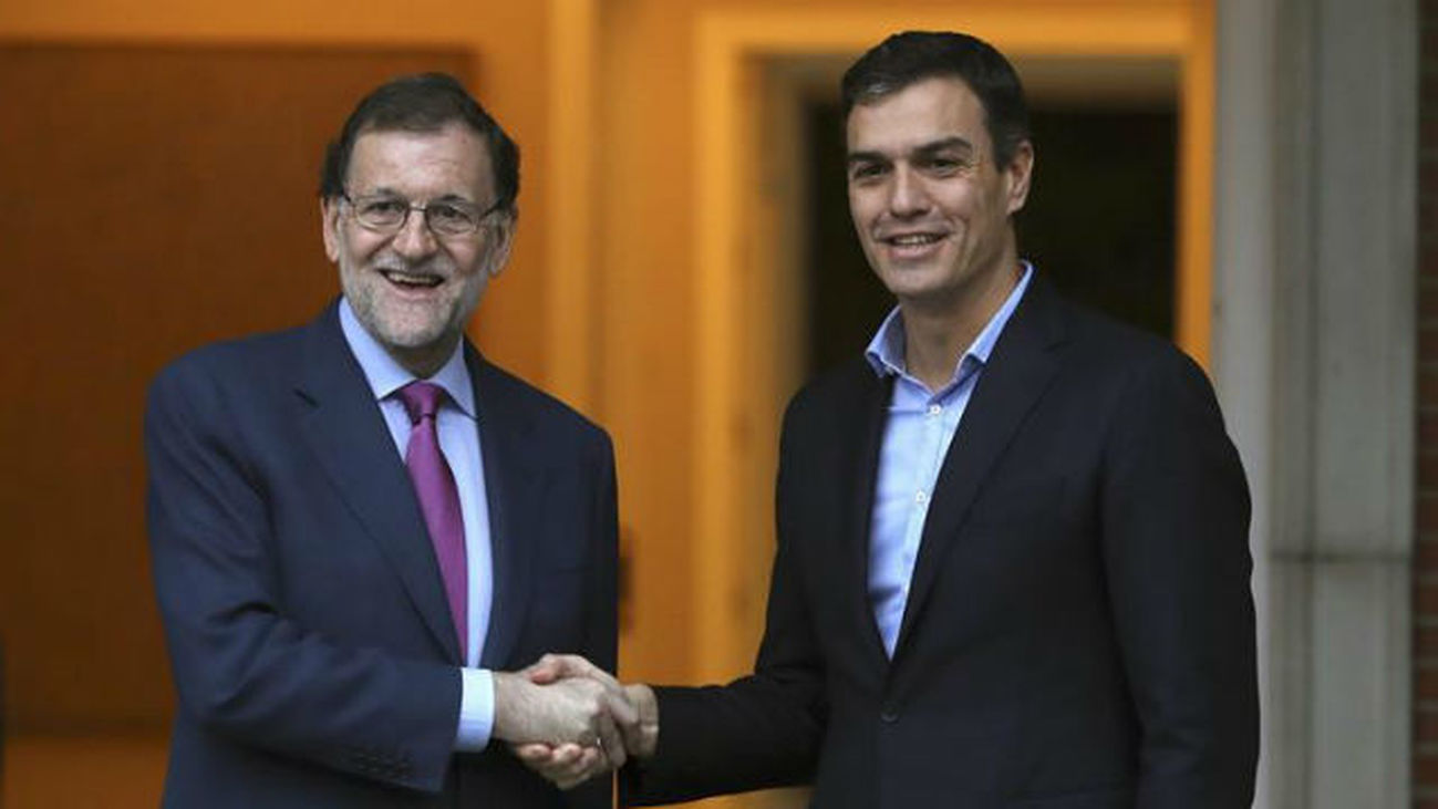 Mariano Rajoy y Pedro Sánchez coinciden en la ilegalidad del referéndum de Cataluña