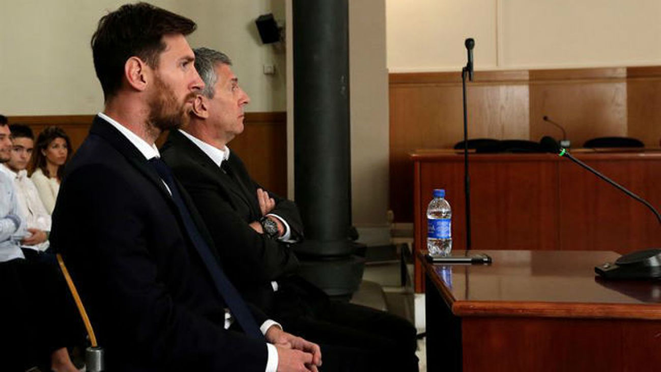 Messi: "Firmaba los contratos porque confiaba en mi papá"