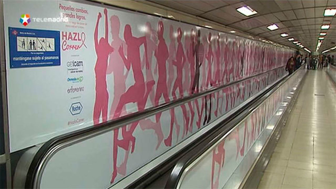 El Metro se tiñe de rosa con motivo del Día de Cáncer de Mama