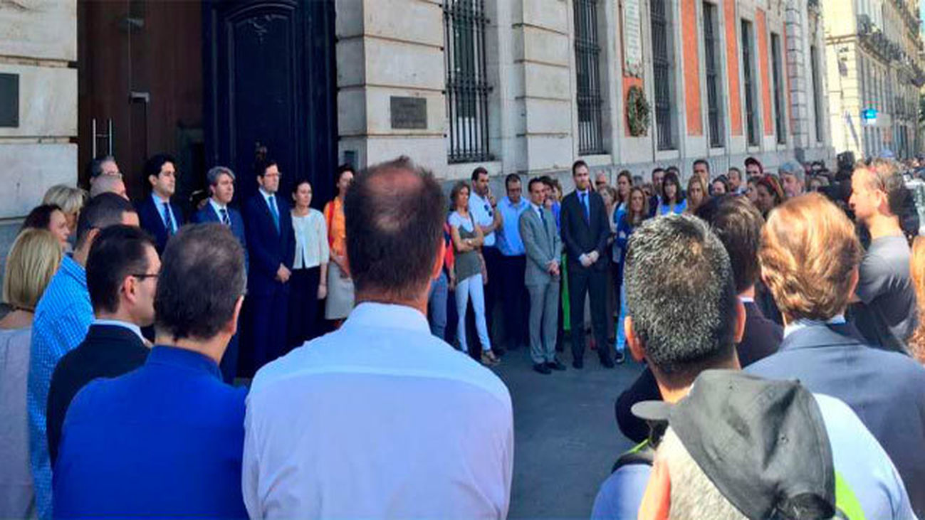 Minuto de silencio en Madrid por las víctimas de Orlando