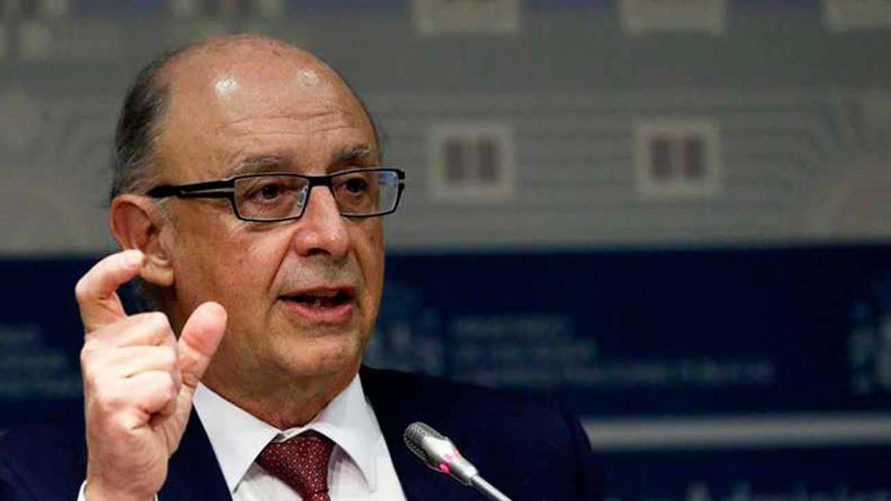 Montoro anuncia cambios que van a afectar a los impuestos para cumplir con los objetivos de déficit