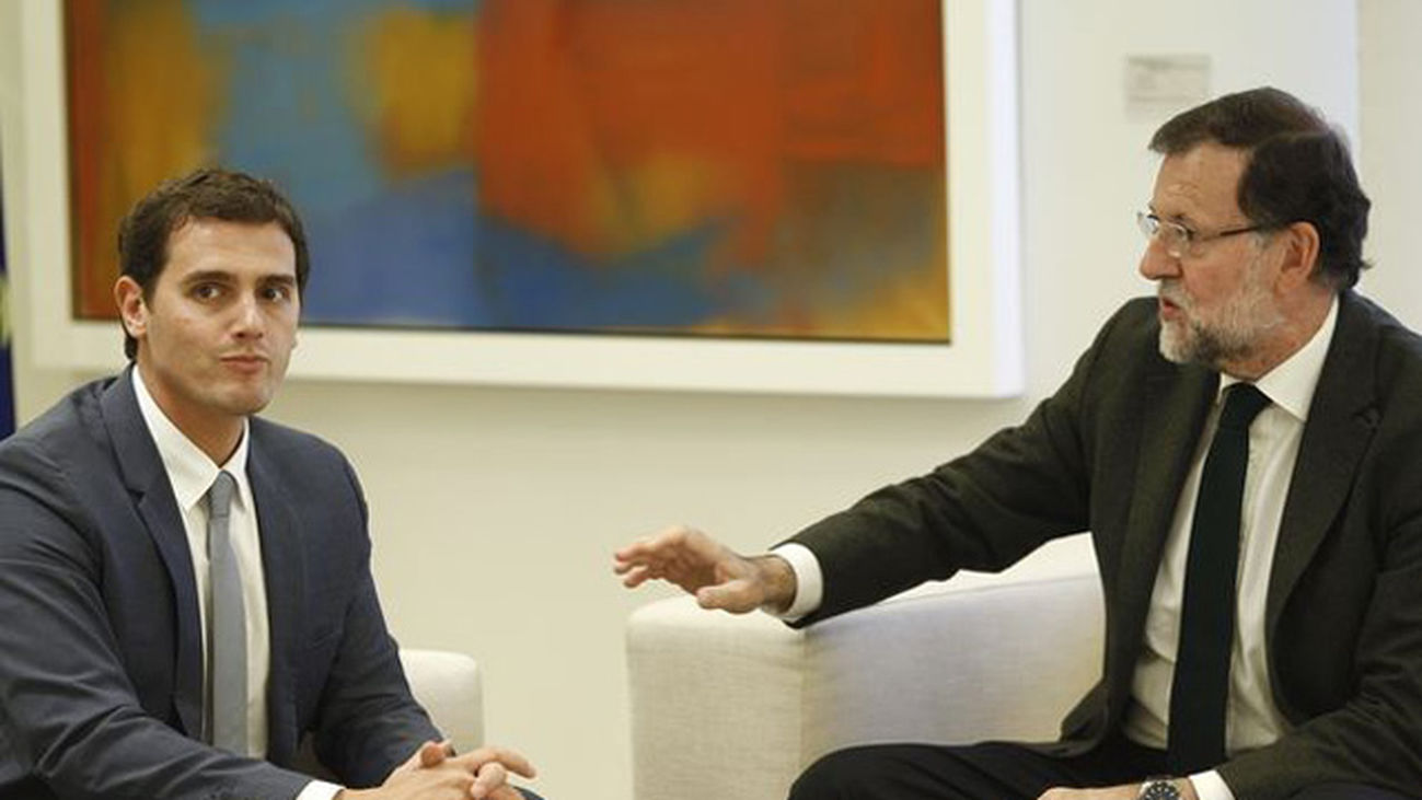 El Partido Popular aprueba sus listas y prepara una dura campaña contra Ciudadanos