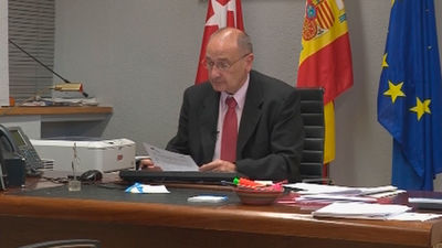 El Pleno de Parla rechaza que Martínez Hervás compagine la alcaldía con su trabajo de inspector médico