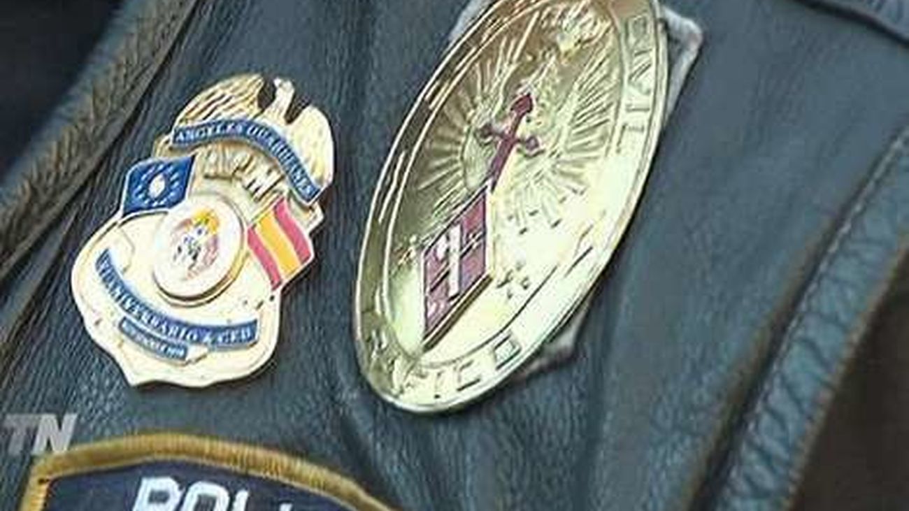 Policías Nacionales viajan a Francia para acompañar a seguidores de la selección española