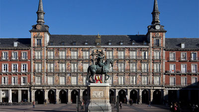 800.000 personas disfrutaron de la plaza Mayor en su cuarto centenario
