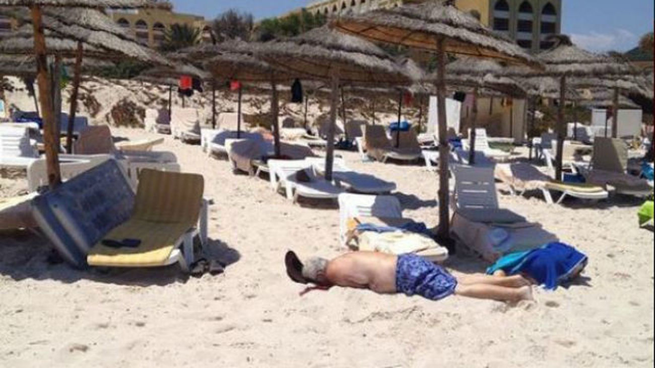 Rajoy condena el atentado en el hotel Riu de Túnez