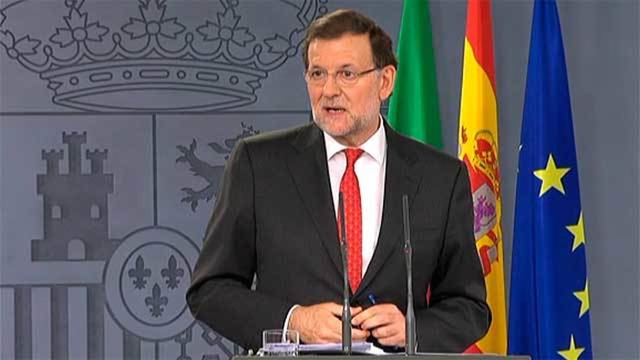 Rajoy advierte que una declaración unilateral de independencia de Cataluña sería un "ataque frontal" a  la ley