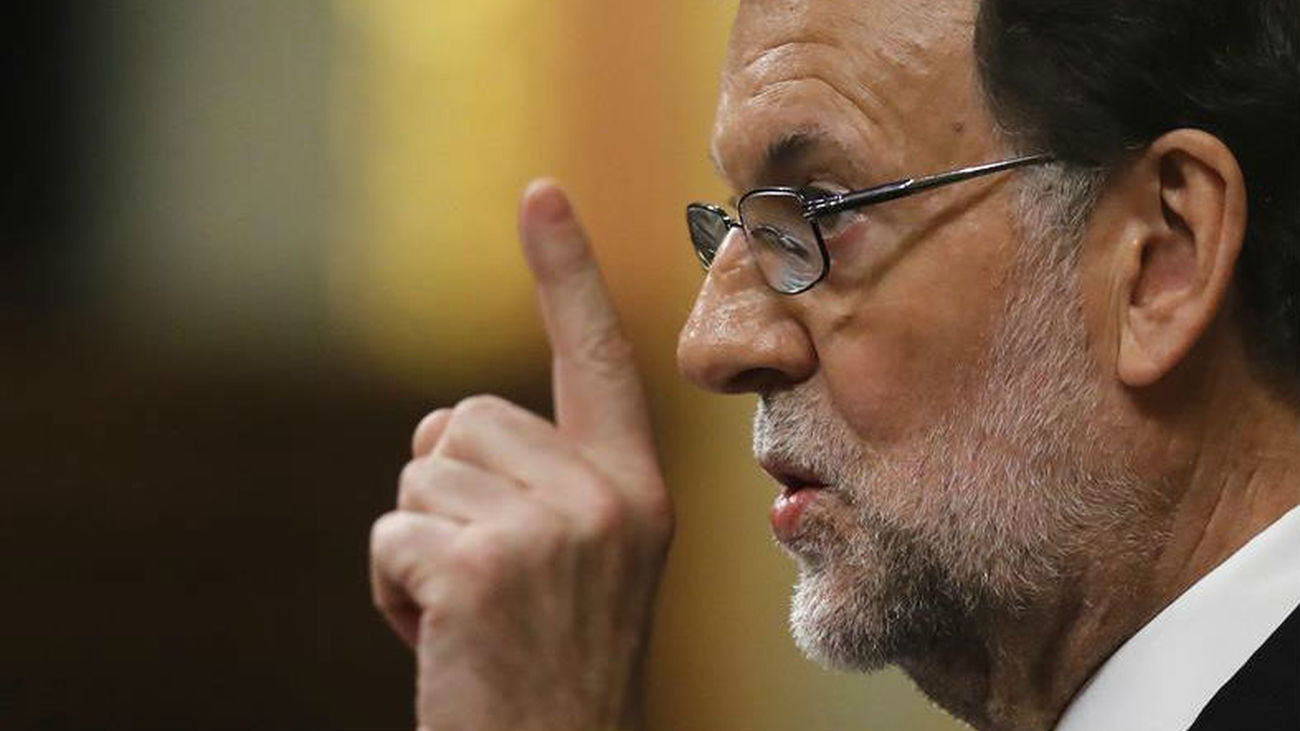 Rajoy acepta investigar la financiación del PP, pero no ve necesario ir muy atrás