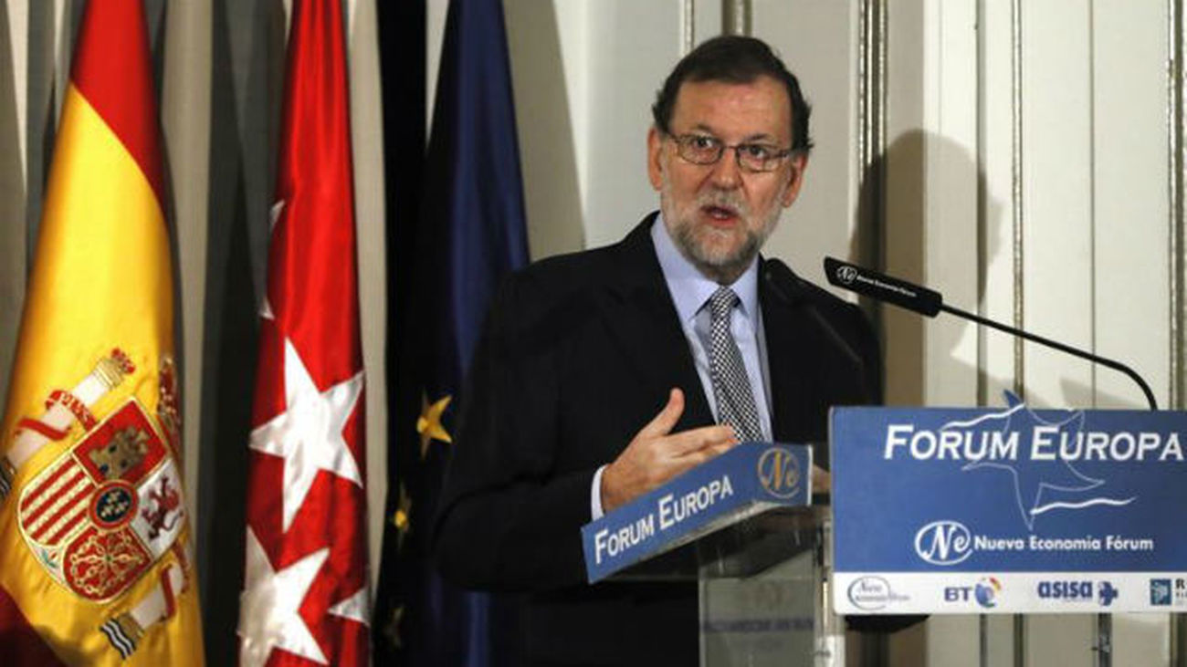 Rajoy ve "muy razonable" la decisión del PSOE de abstenerse en la investidura