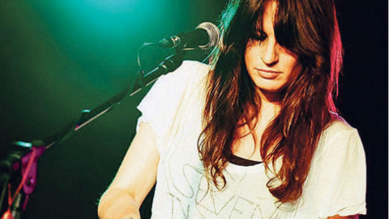 Rebeca Jiménez nos presenta su disco 'Tormenta y mezcal'