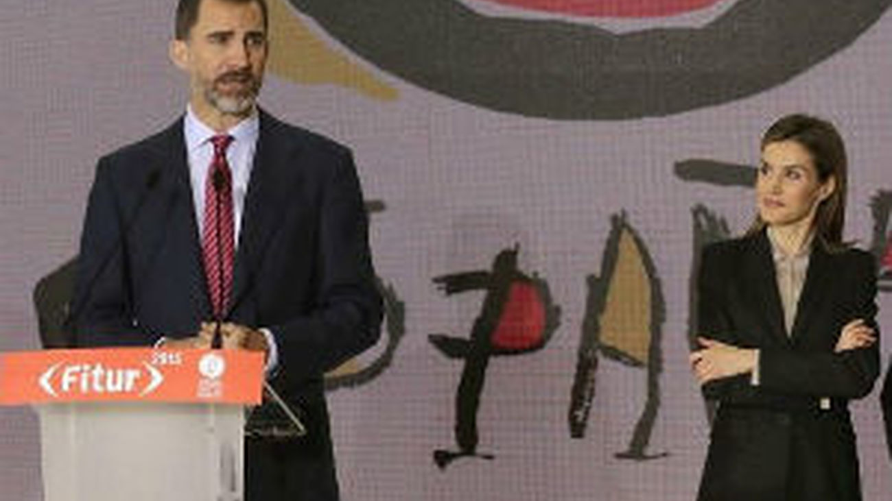 Los Reyes inauguran su primer Fitur como monarcas en una edición con notable crecimiento
