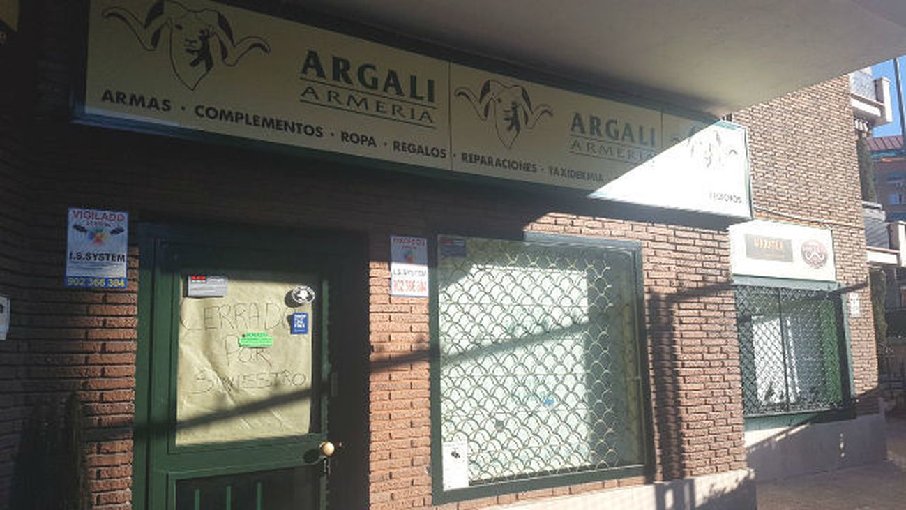 Roban 80 rifles en la armería más antigua e importante de Madrid