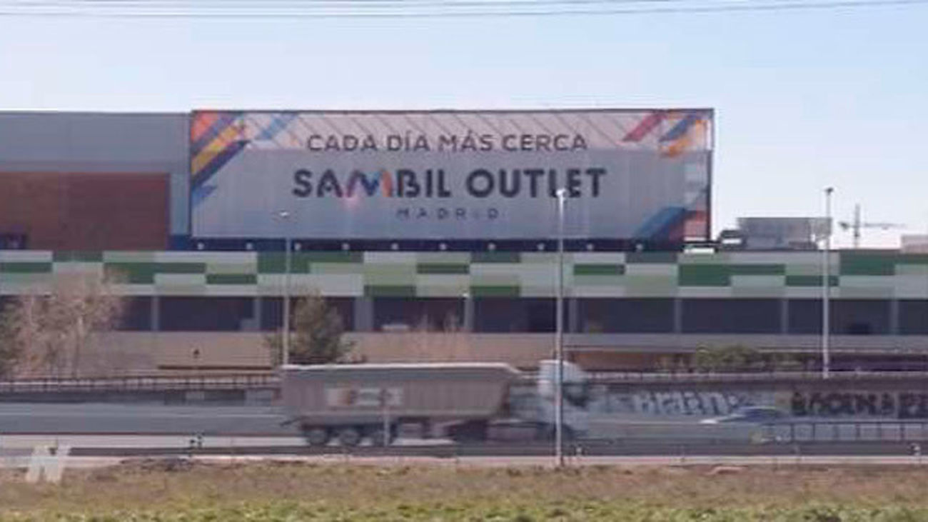 Sambil Outlet abre sus puertas