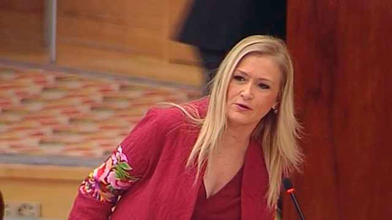 Sesión de control al Gobierno, Cifuentes responde a la oposición