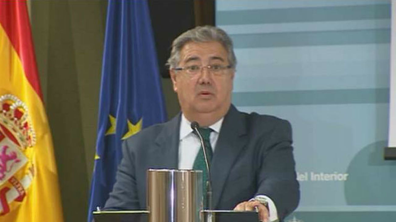 Zoido afirma que no hubo ninguna "injerencia" en la investigación del caso Lezo